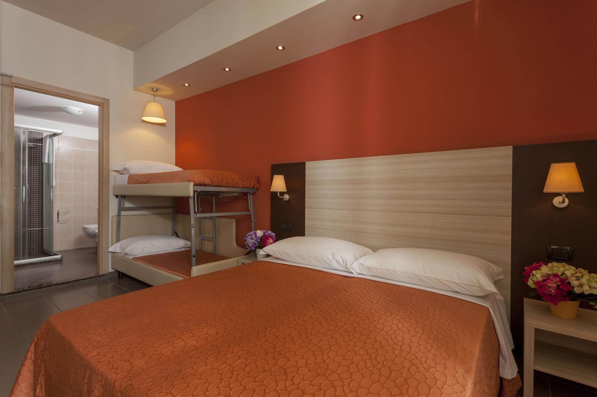 רימיני Hotel Aurora Mare מראה חיצוני תמונה