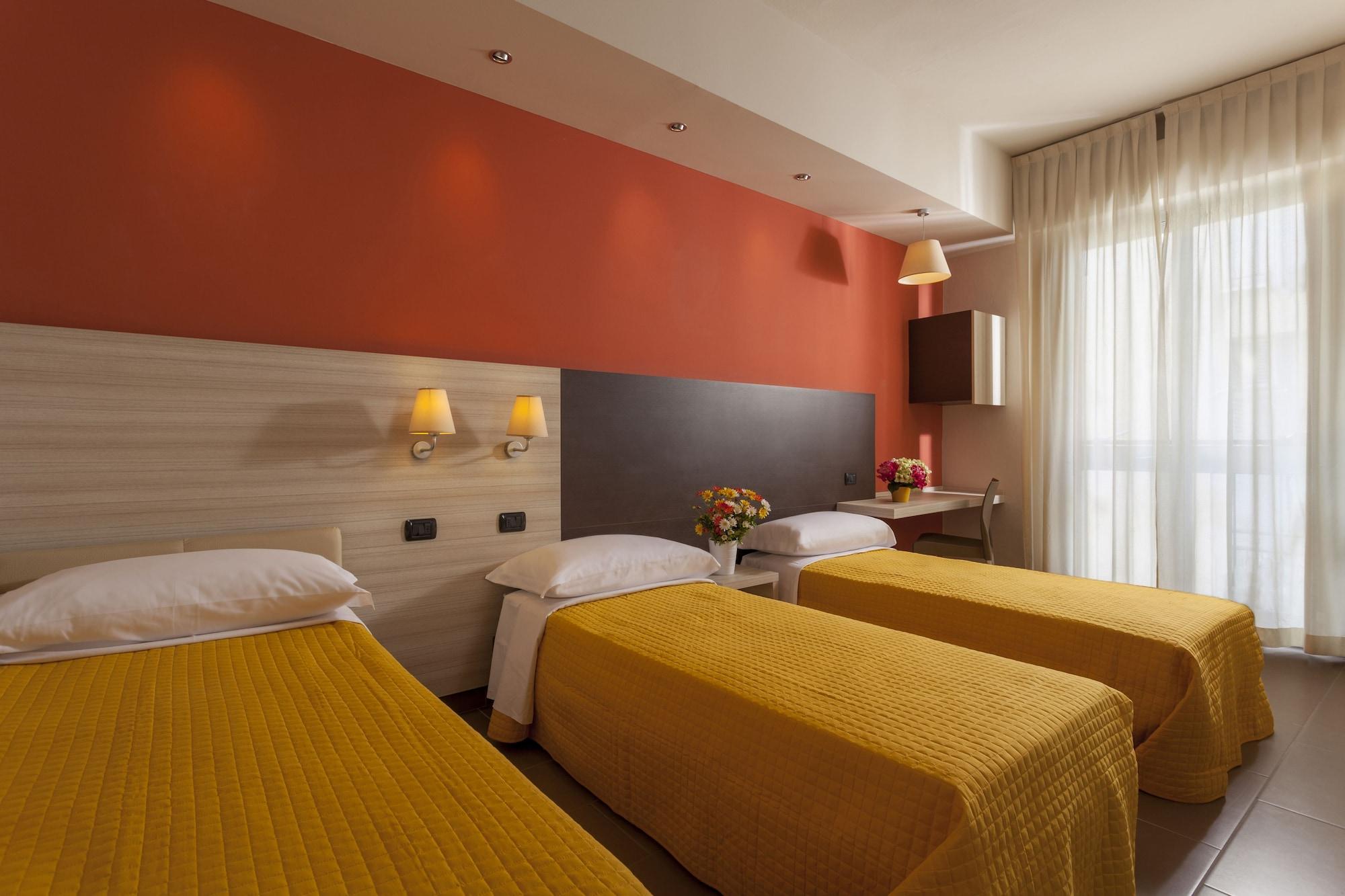 רימיני Hotel Aurora Mare מראה חיצוני תמונה