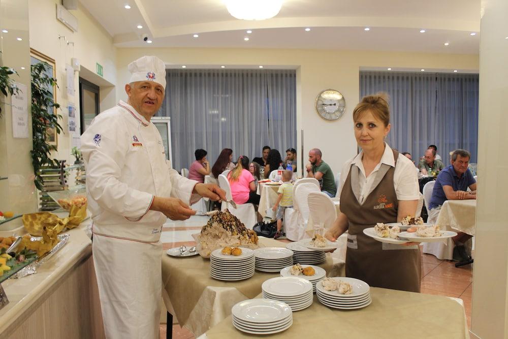 רימיני Hotel Aurora Mare מראה חיצוני תמונה