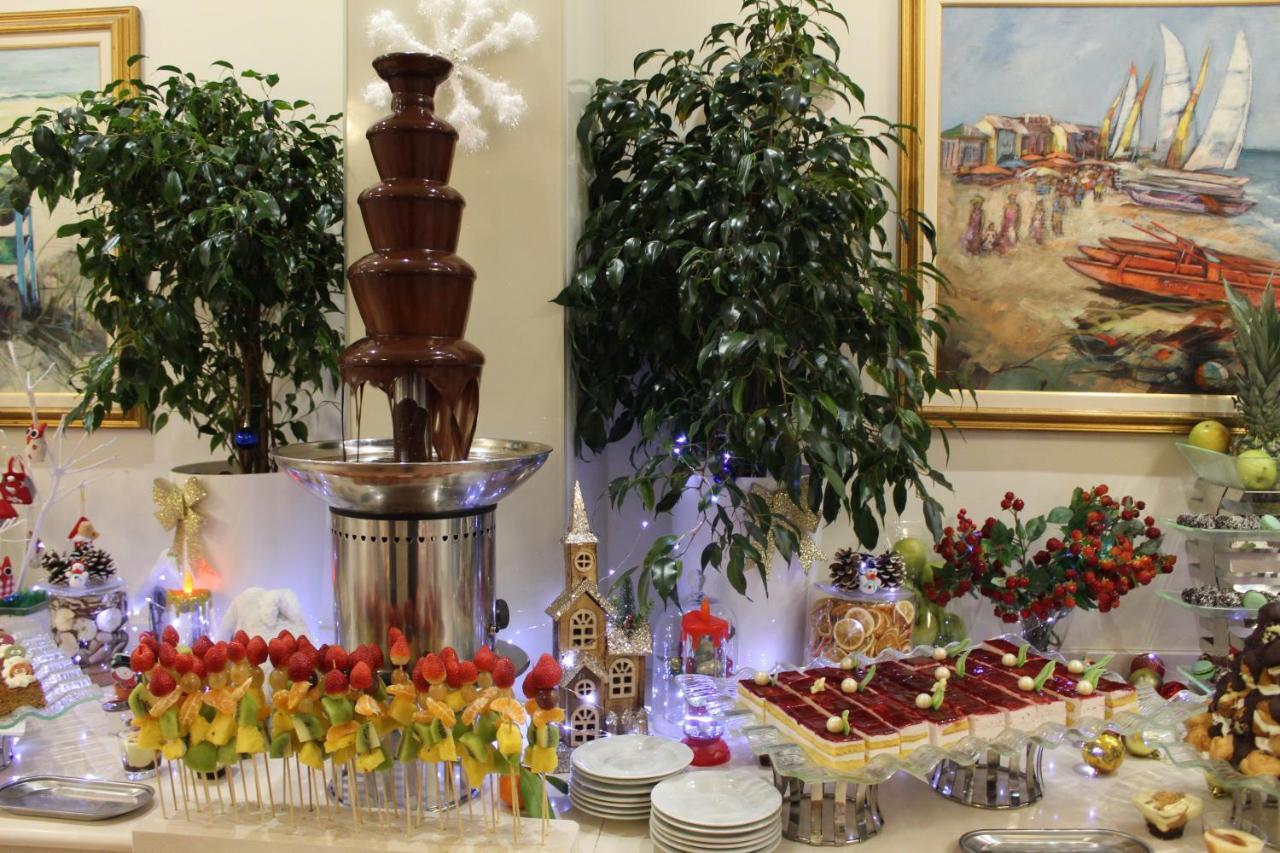 רימיני Hotel Aurora Mare מראה חיצוני תמונה